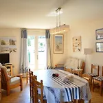 Les Floralies Holiday home