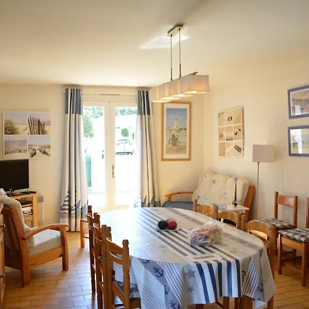 Les Floralies Ferienhaus